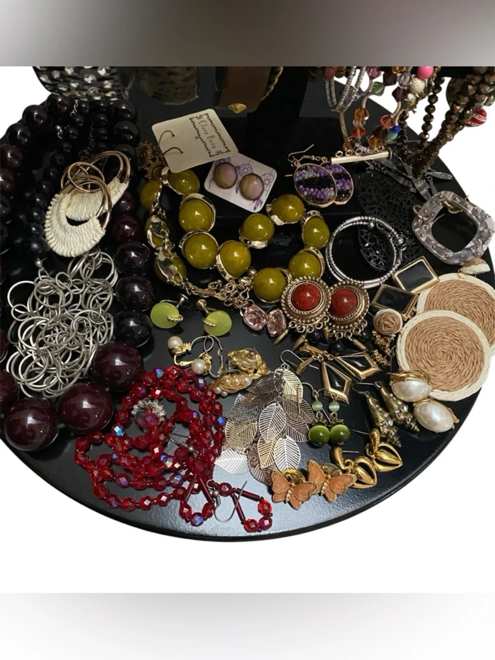 55 Piece mixed jewelry lot(RESERVED) - Picture 5 of 6